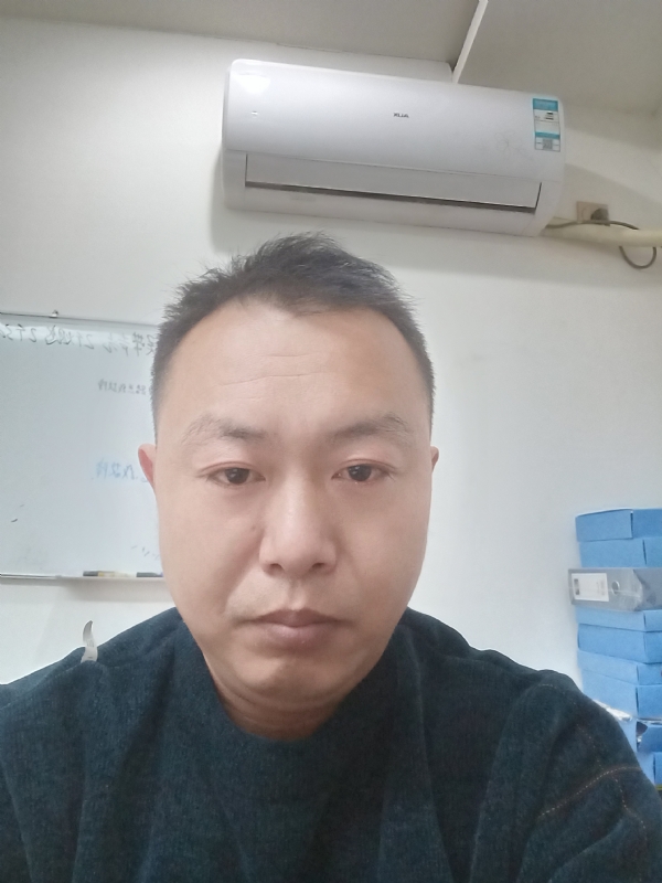 寻找另一半的第一张照片--聊城父母相亲团